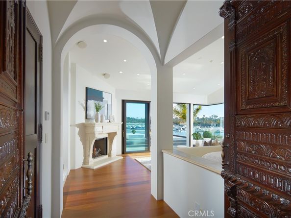 301 Morning Star Lane, Newport Beach CA 92660