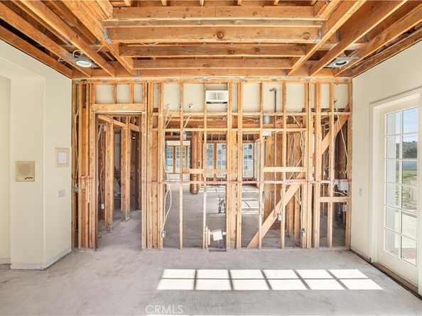 9 Leesbury Court, Newport Beach CA 92660