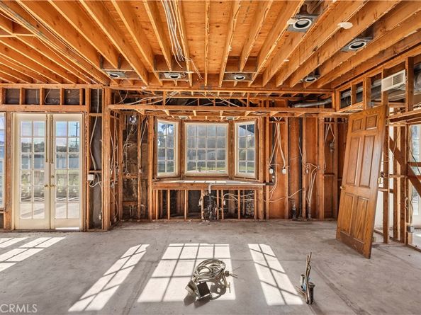 9 Leesbury Court, Newport Beach CA 92660