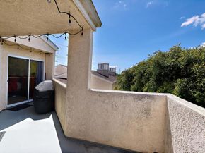 7027 Camino Degrazia 210, San Diego CA 92111