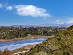 2577 Delphinium Lane, Carlsbad CA 92008