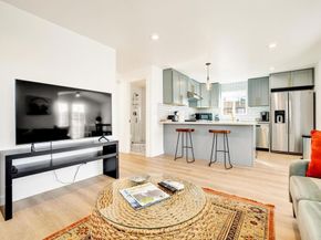 376 Acacia Drive, Carlsbad CA 92008