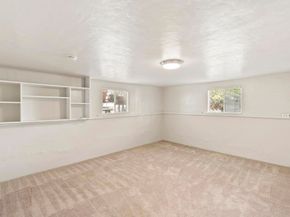 3040 Byron Street, San Diego CA 92106