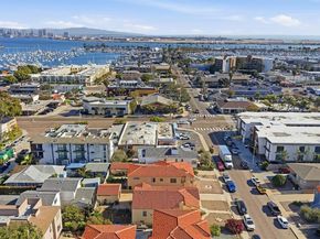 3040 Byron Street, San Diego CA 92106