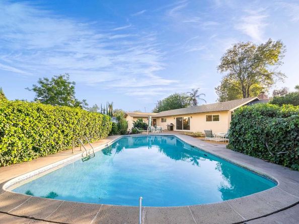 1920 Bernardo Avenue, Escondido CA 92025