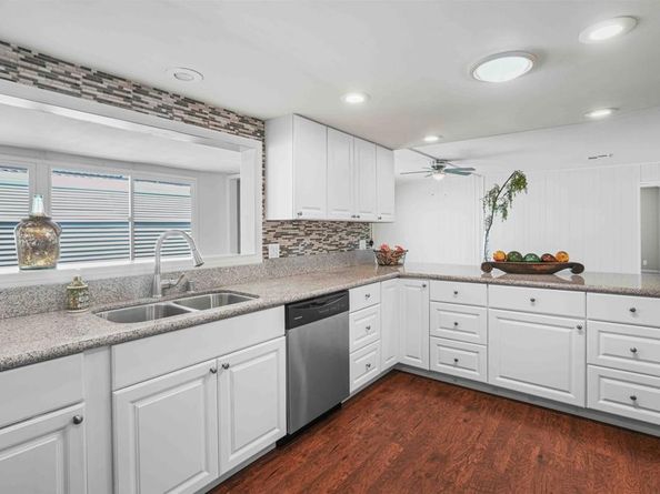 3439 Don Lorenzo Drive, Carlsbad CA 92010