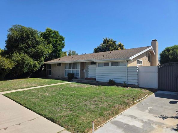 7748 De Soto Avenue, Canoga Park CA 91304