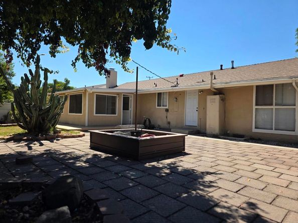 7748 De Soto Avenue, Canoga Park CA 91304