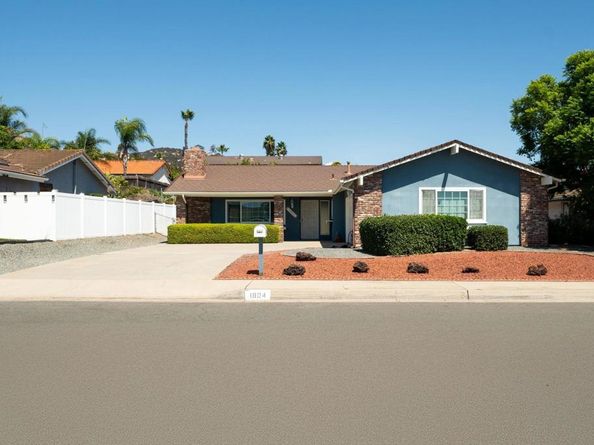 1804 David Dr, Escondido CA 92026