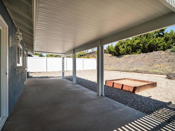 1804 David Dr, Escondido CA 92026