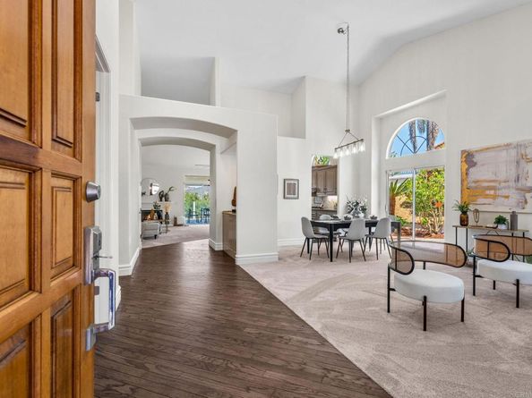 1337 Oak View Way, Escondido CA 92029