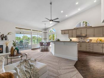 1337 Oak View Way