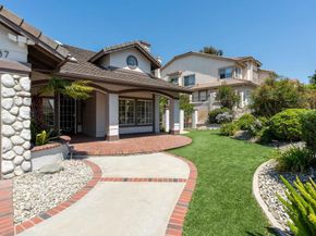 1337 Oak View Way, Escondido CA 92029