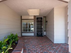 1337 Oak View Way, Escondido CA 92029
