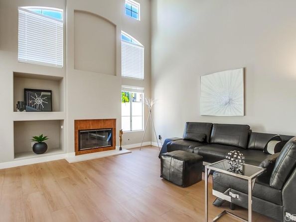 4620 Los Alamos Way C, Oceanside CA 92057