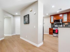 4620 Los Alamos Way C, Oceanside CA 92057