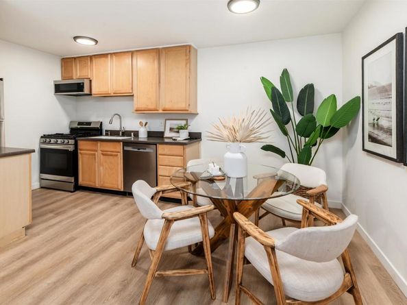13754 Mango Drive 111, Del Mar CA 92014