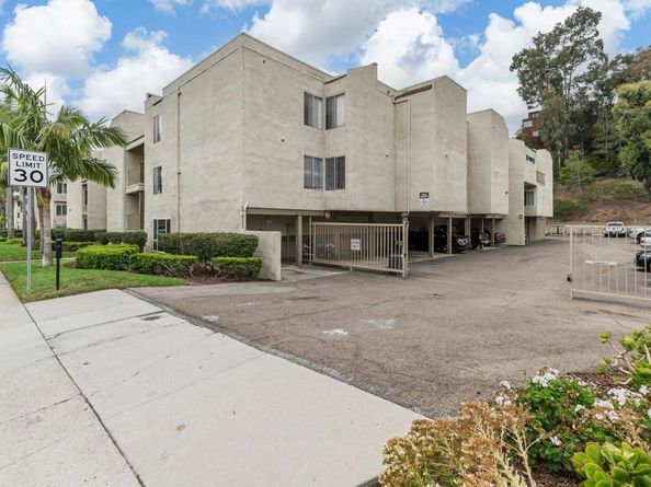 13754 Mango Drive 111, Del Mar CA 92014