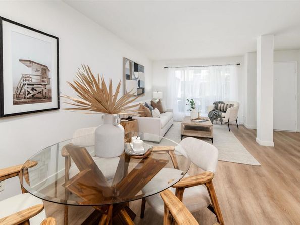 13754 Mango Drive 111, Del Mar CA 92014