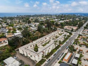 13754 Mango Drive 111, Del Mar CA 92014