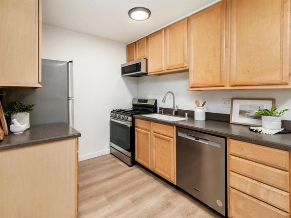 13754 Mango Drive 111, Del Mar CA 92014