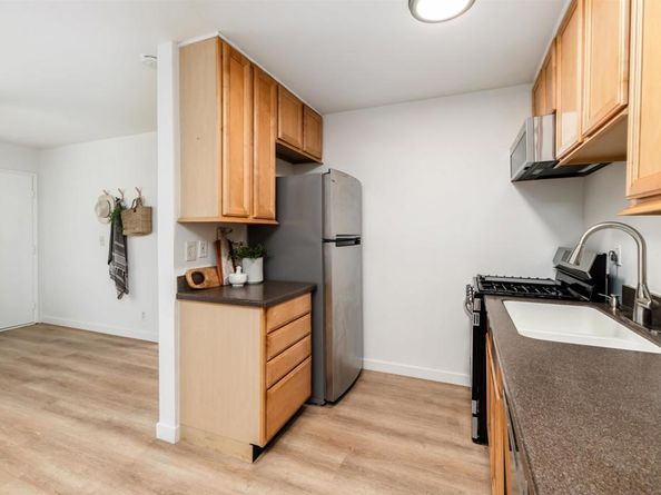 13754 Mango Drive 111, Del Mar CA 92014