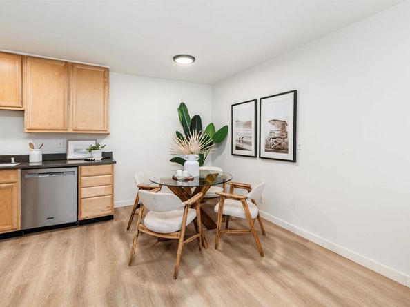 13754 Mango Drive 111, Del Mar CA 92014