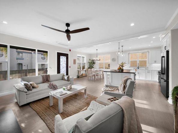 812 N Cleveland Street 1, Oceanside CA 92054