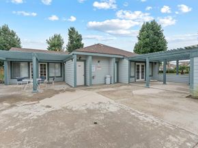 472 Devonshire Gln, Escondido CA 92025