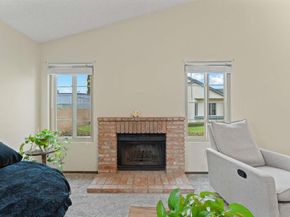 472 Devonshire Gln, Escondido CA 92025