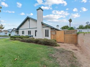 472 Devonshire Gln, Escondido CA 92025