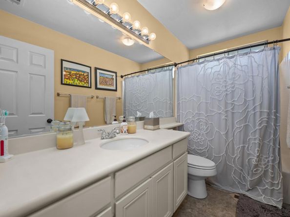 6691 Corte Eduardo, Carlsbad CA 92009