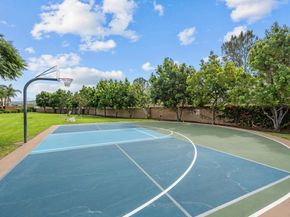 6691 Corte Eduardo, Carlsbad CA 92009