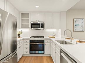 141 Danbrook, Irvine CA 92603