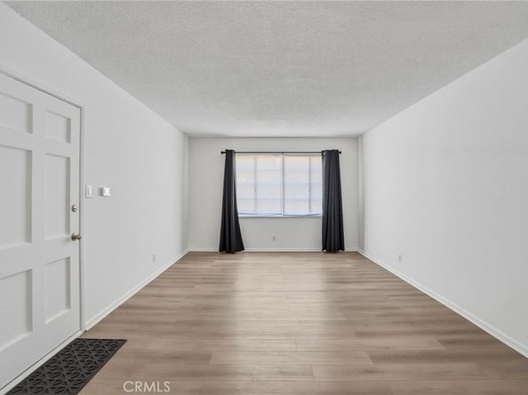 4076 Hillcrest Drive A, Los Angeles CA 90008