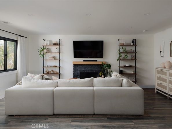 3143 Canadian Drive, Costa Mesa CA 92626