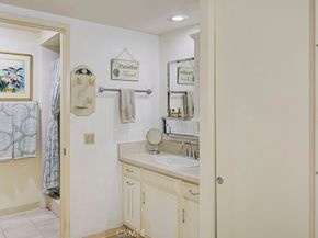 860 Ronda Mendoza D, Laguna Woods CA 92637