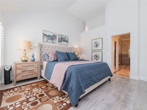 17 Las Cruces, Irvine CA 92614