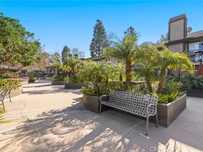 2175 Pacific Avenue G1, Costa Mesa CA 92627