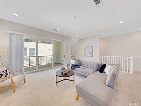 104 Sculpture, Irvine CA 92618