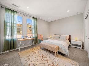 104 Rye Grass, Irvine CA 92618