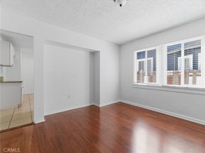 5712 5th Avenue, Los Angeles CA 90043