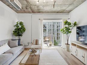 645 W 9th St #424, Los Angeles CA 90015