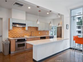 645 W 9th St #424, Los Angeles CA 90015