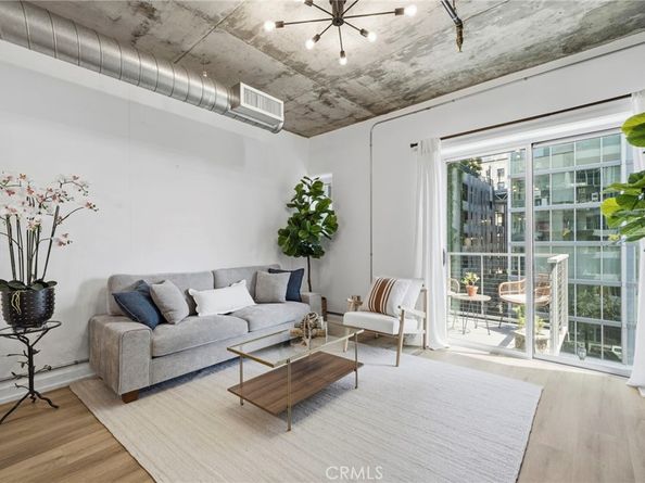 645 W 9th St #424, Los Angeles CA 90015
