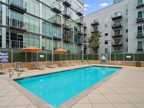645 W 9th St #424, Los Angeles CA 90015