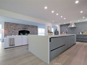 418 E Bay Street, Costa Mesa CA 92627