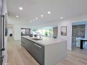 418 E Bay Street, Costa Mesa CA 92627
