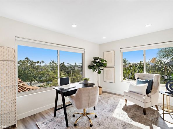 5959 E Naples Plaza 306, Long Beach CA 90803