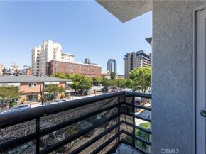 327 Chestnut Avenue 201, Long Beach CA 90802